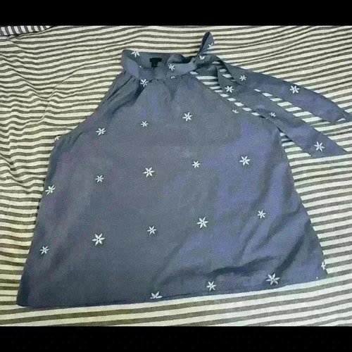 Ann Taylor Embroidered Halter Top - XL - Stylish and Comfortable