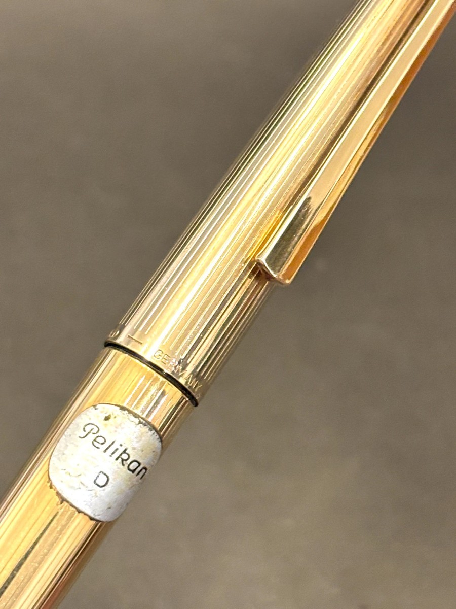Pelikan 60 Rolled Gold Piston Model Fountain pen - D Nib