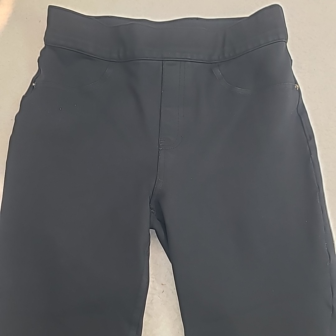 Picture 1 of 16