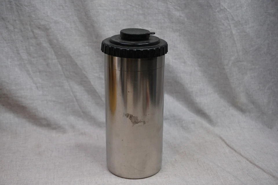 Kinderman Developer Tank Germany 5 35mm Reels 36oz - Image 2 of 4