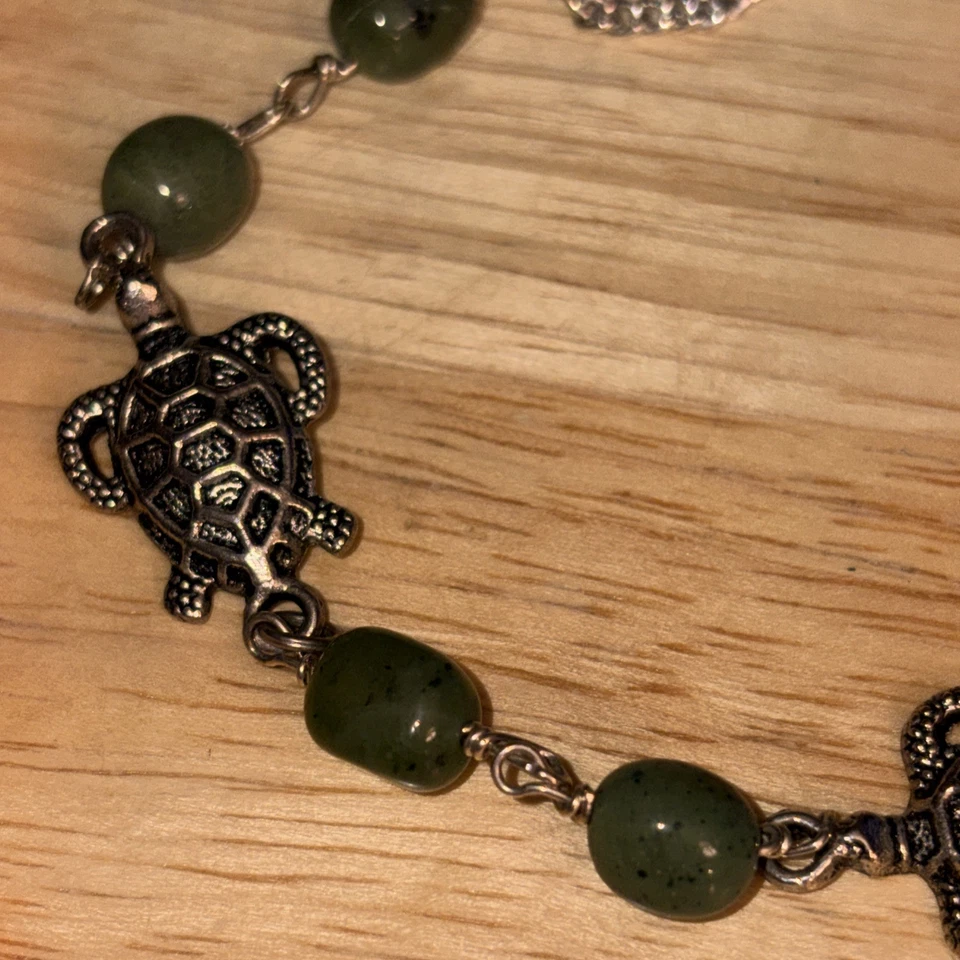 "Pulsera tortuga de peltre de 9"", palanca de peltre, piedra verde" Foto 4 de 4