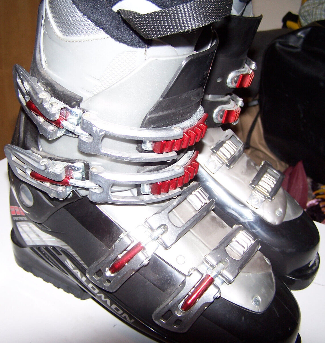 Scarponi da sci Salomon Performa 550 taglia 8 Mondo 26 26 5 usati