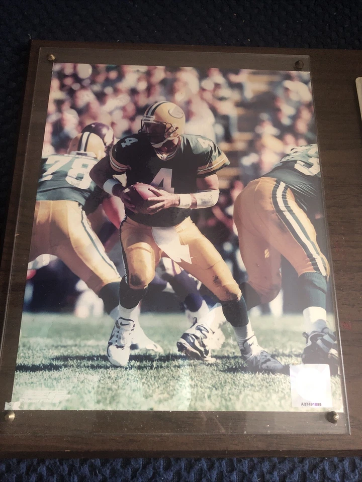 Placa de Edición Especial de Foto y Dos Tarjetas de Campeón del Superbowl de Brett Favre Foto 2 de 4