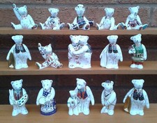 ROYAL CROWN DERBY MINIATURE