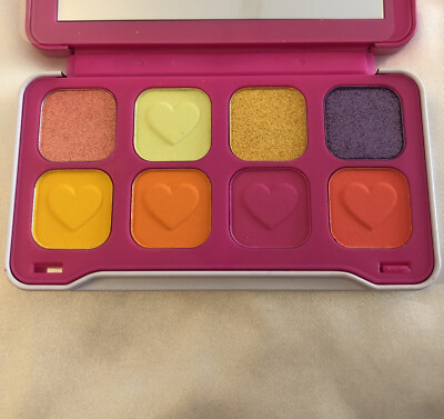 Makeup Revolution x Love Island 8 Pan Eyeshadow Palette Forever Dynamic 8g NIB