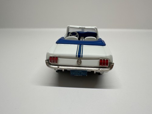 Brooklin Models 1:43 1964 Ford Mustang & 1958 Pontiac Bonneville Pace Cars - Picture 5 of 11