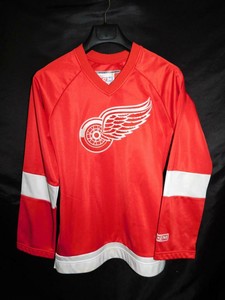 ccm red wings jersey