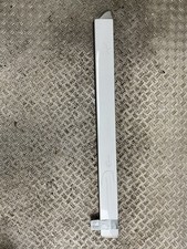 Baguette de porte Mercedes 220