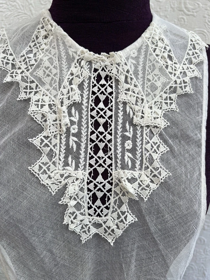 古董 Reticella Jabot Dickey 蕾丝领网 Vestee Chemisette 领插入 — 第 3/4 张图片