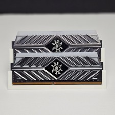 XPG 32GB (2x16GB) DDR4-3200 DIMM RGB RAM TESTED