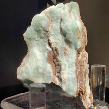 Bellissimo esemplare minerale calcite UV aragonite blu oceano - naturale e ottimo colore