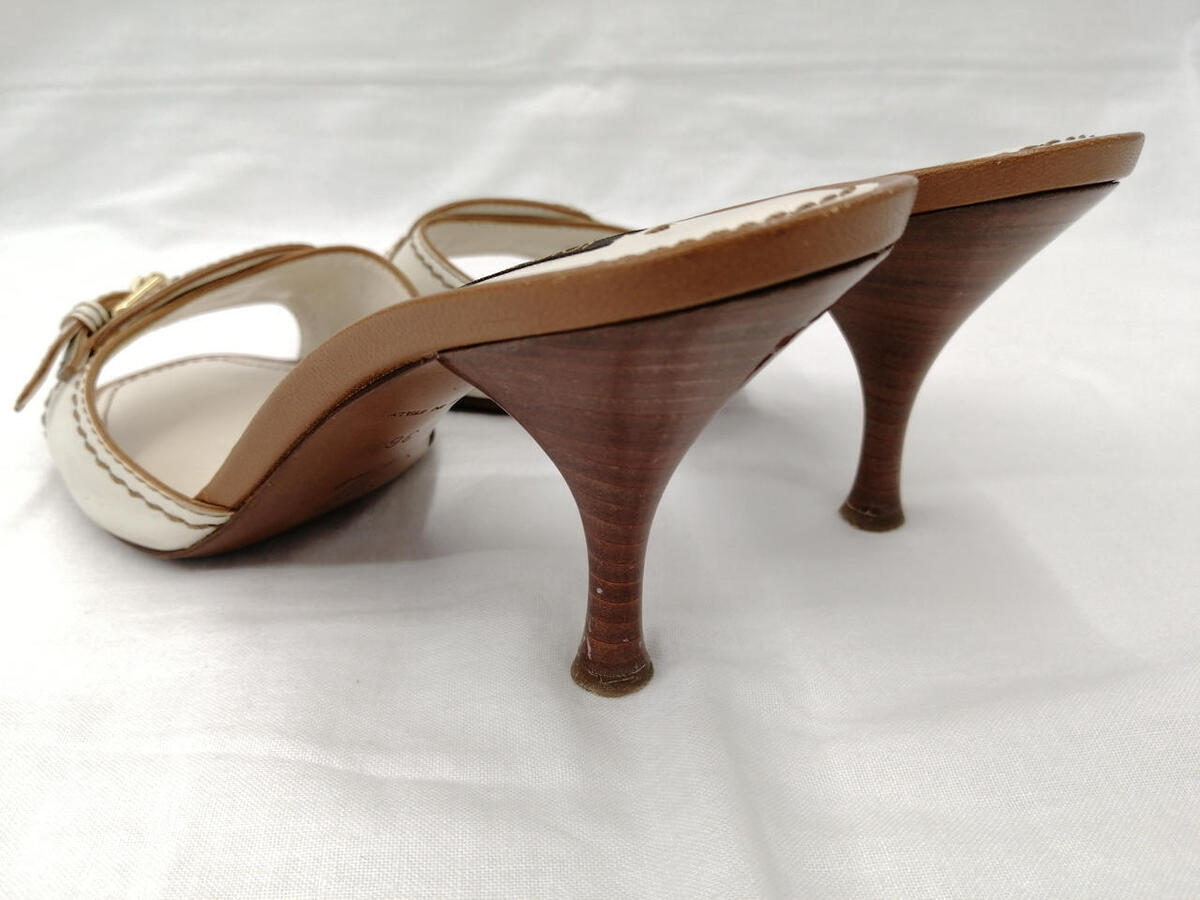 LOUIS VUITTON Authentic Mule Sandals White × Brown Women's LOUIS VUITTON Authentic Mule Sandals White × Brown Women's