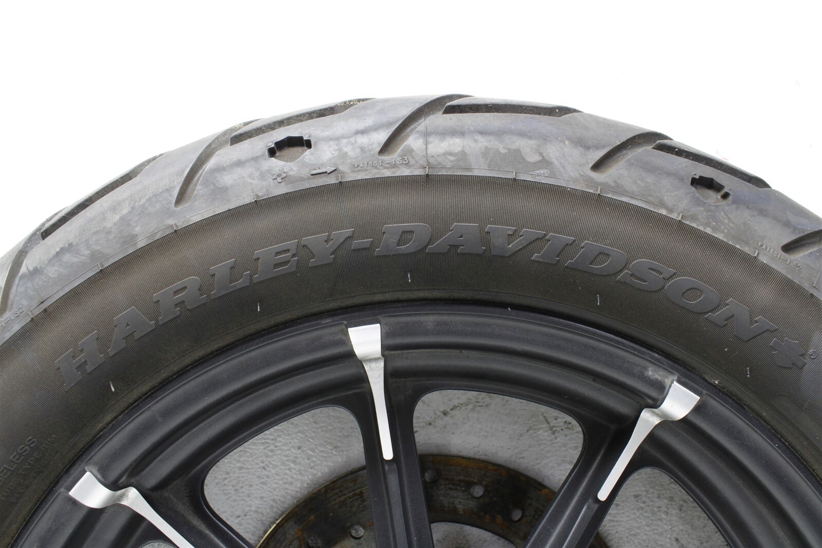 2018 Harley Iron 883 XL883 Rear Wheel with Tire 150/80 B16