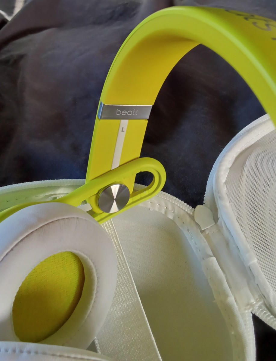 【新品保証付】beats by dr.dre Mixr イエロー Yellow Beats Mixr On Ear Headphones Neon Yellow YELLOW NEON MIXR