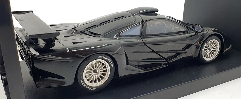 UT Models 1/18 Scale 26011 - Mclaren F1 GTR Road car 1997 - Black - Image 2 of 4