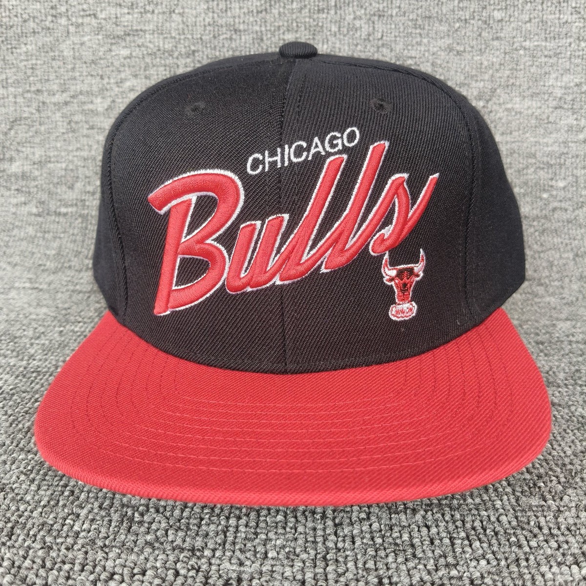 Mitchell & Ness Chicago Bulls NBA Black Red Script Logo Cap Hat