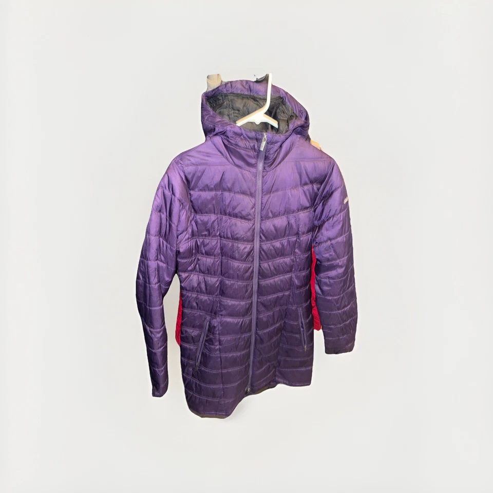 Abrigo chaqueta acolchada acolchada acolchada con capucha hielo esmerilado púrpura medio Columbia para mujer Foto 3 de 4