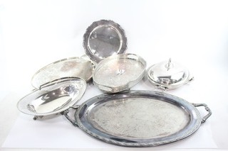Vintage Silver Plate Trays Platters & Entree Dish 7438g