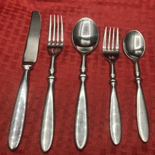 Cambridge Townhouse  Glossy 5 Piece Flatware Place Setting