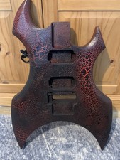 Warlock Style Gitarrenkörper rot & schwarz C...