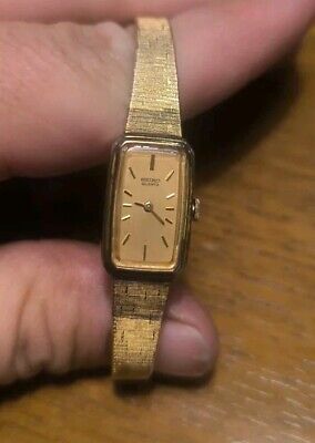 라코 Beautiful Vintage Ladies Seiko Rectangle Gold Tone Quartz