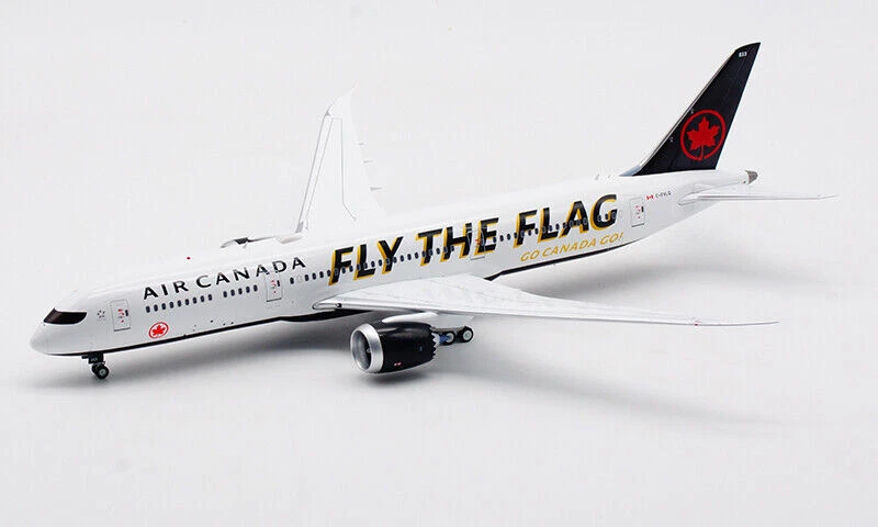 Air Canada / Boeing 787-9 / C-FVLQ / B-789-AC-001 / 1:200 Foto 2 de 4