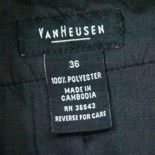 Van Heusen Dress Shorts Black Mans Polyester Pleated 36" Waist X 8.5" Inseam W8 - Picture 4 of 5