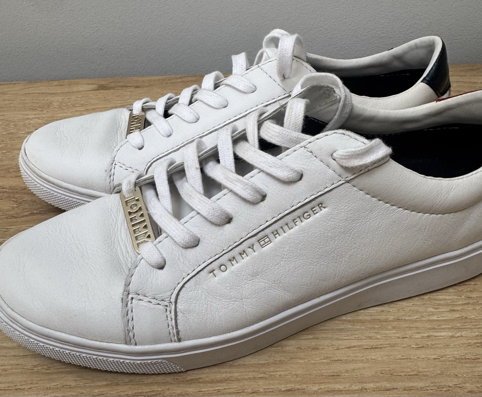 Tommy Hilfiger White Leather Trainers UK 5 EU 38 | Essential Sneaker image 5