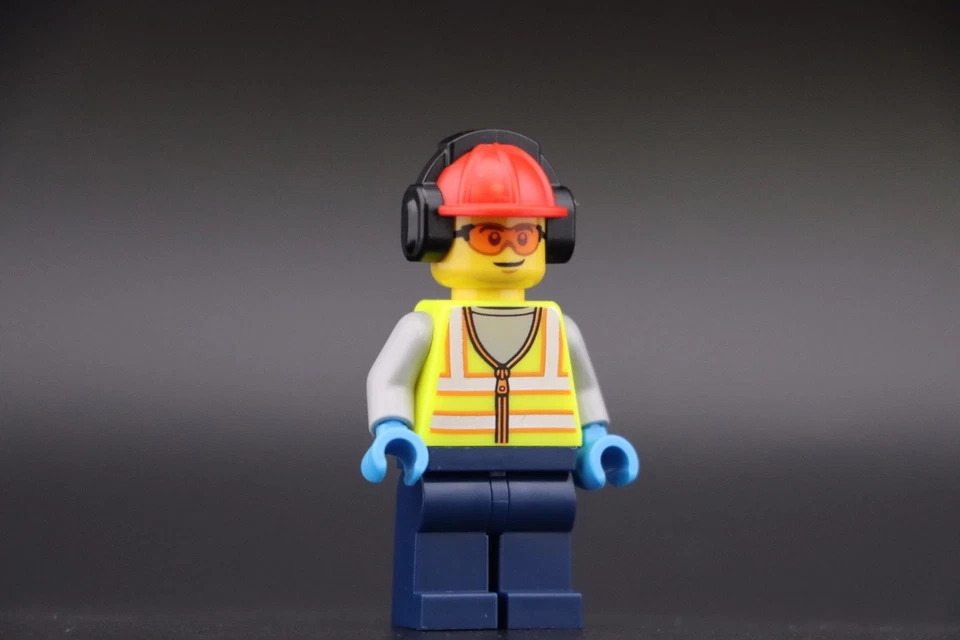 LEGO® City Passenger Airplane Ground Crew Minifig Lot X3 cty1677 cty1673 cty1674 - Image 4 of 4