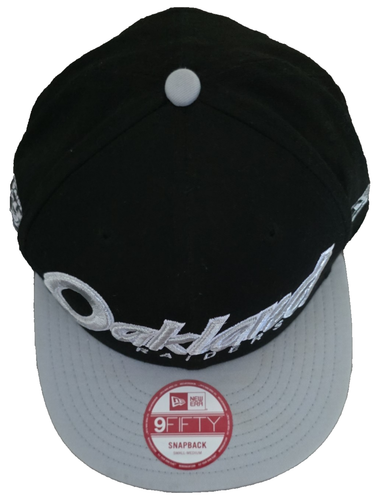 New Era Oakland Raiders NFL 59FIFTY Cap Snapback Black Grey Men’s Size S/M