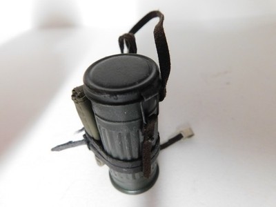 Dragon WW2 German Metal Gas Mask Canister And Pouch For 12'' Toy Action Figure