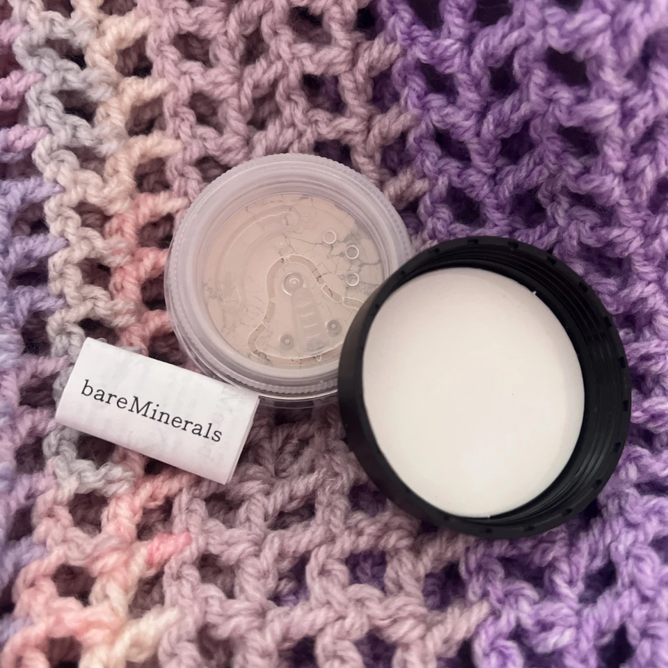 Bare Minerals Multi-Tasking ConcealerSPF20 Bisque 1B 2g/0.07oz - Image 3 of 3