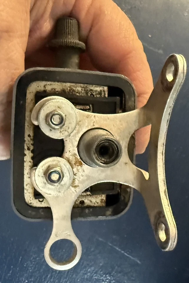 Medidor de viaje KTM EXC 200 250 300 450 525 restablecimiento mecánico 58011180000 Foto 3 de 4