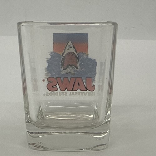 Vintage Jaws Square Schnapsglas von Universal Studios USA Jaws Film Hai sehr guter Zustand - Bild 4 von 12