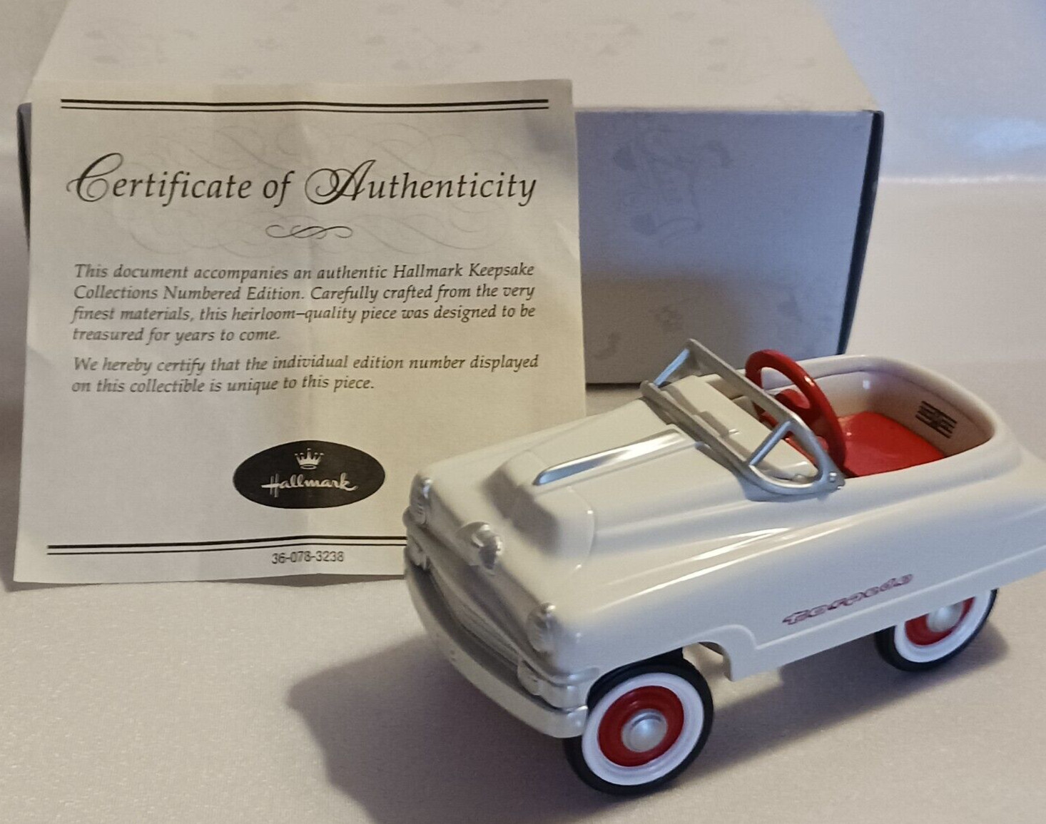 Hallmark VTG 1999 Mini Kiddie Car Classics 1950 Murray Torpedo Pedal Car;MIB/NIB thumbnail 2