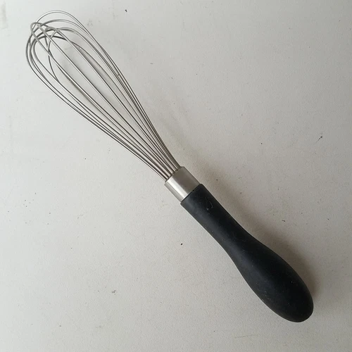 OXO Comfort Grip Whisk Black Handle 9.25 Inch Long mixer beater