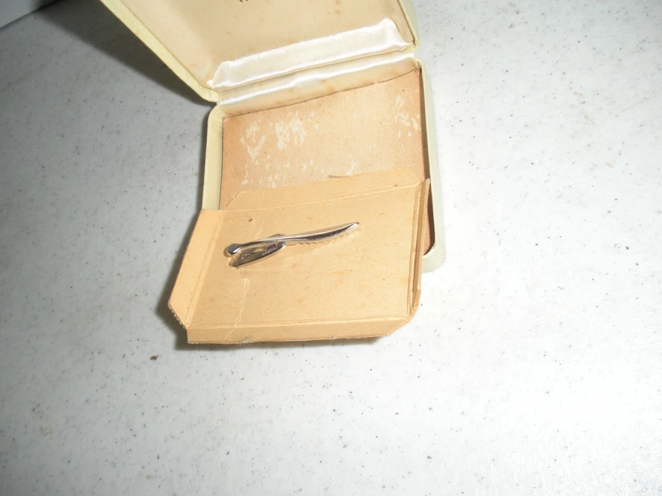 Vintage Hickok Tie Bar in The Original Box - Image 4 of 4