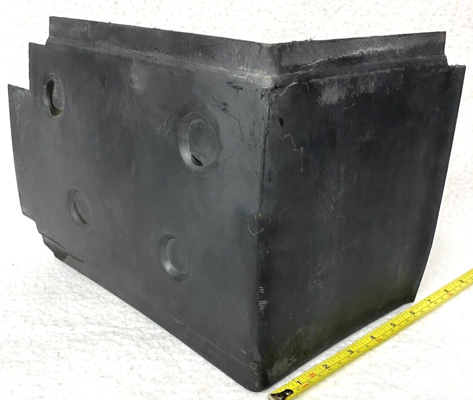 ESCUDO DE BATERÍA ORIGINAL LINCOLN, CONTINENTAL,TOWN CAR, 75-?, RETENEDOR, CAJA, FORD, MKIV Foto 2 de 4