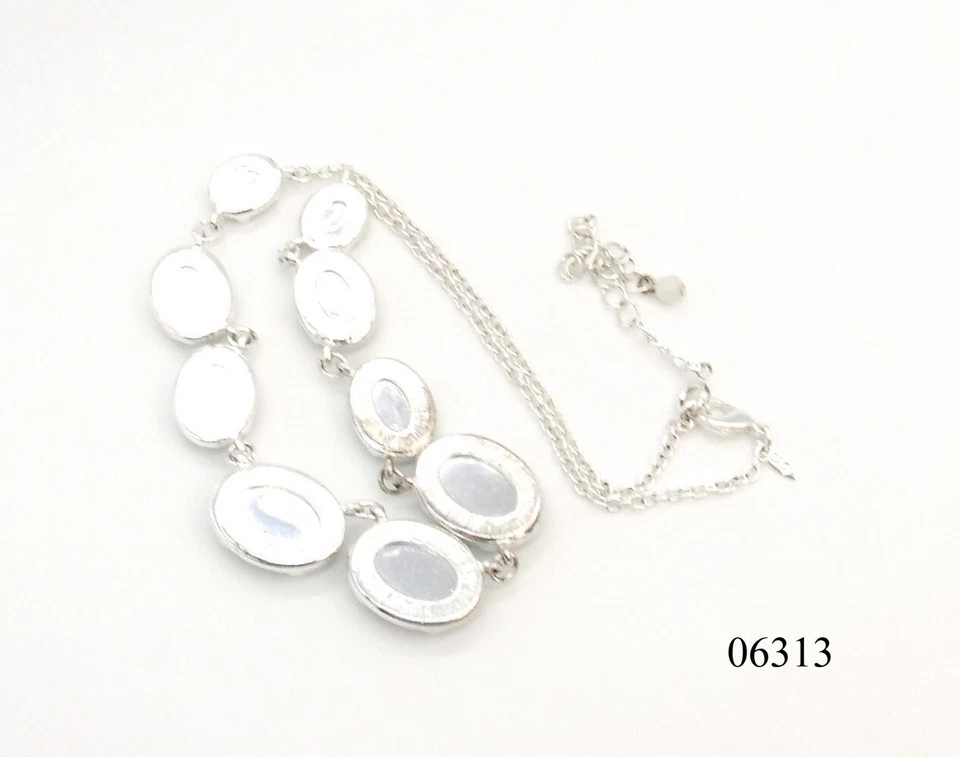 18 英寸 SAQ AVON 银色-T 蓝色刻面毕业椭圆形水晶链项链项链 — 第 3/4 张图片