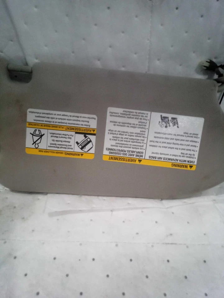 2016 Nissan Pathfinder Sun Visor Black Used OEM Part 125076 Foto 2 de 4