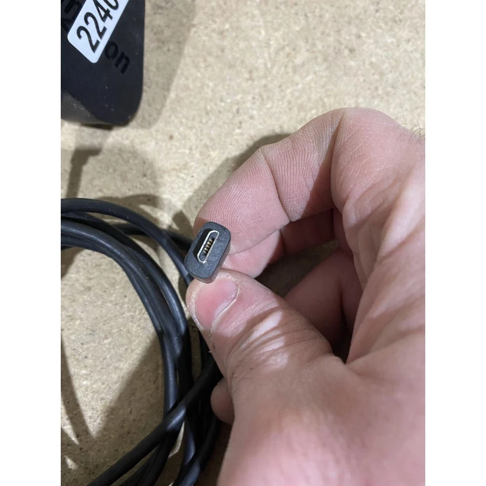 Amazon SR75LG Power Supply AC Adapter Black Portable 5-Volts 1-Amp for Tablets - Image 3 of 4