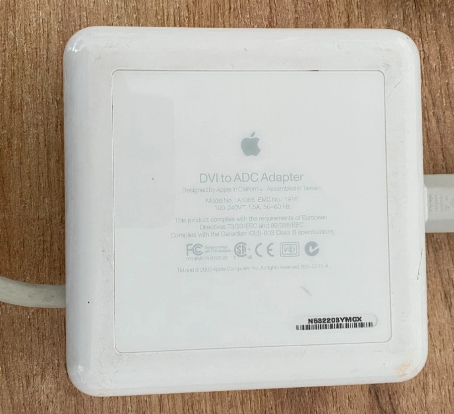 Original Apple DVI auf ADC Adapter inkl. Stromkabel Model NO. A1006 - Bild 2 von 4