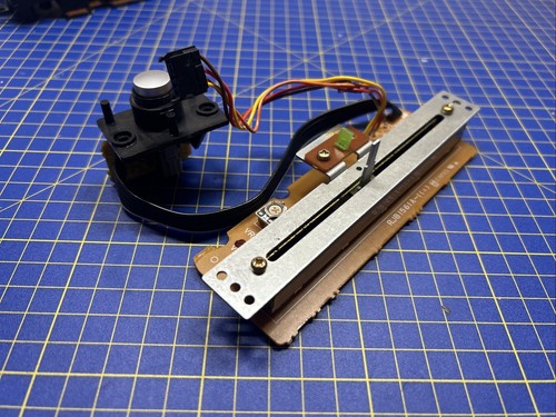 Technics SL-1210 SL-1200 M3D Pitch Fader Slider Y9 - Imagen 1 de 6