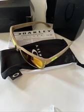 Oakley Men's OO9102-Y855 Holbrook Sunglasses Matte Stone Desert Tan NEW