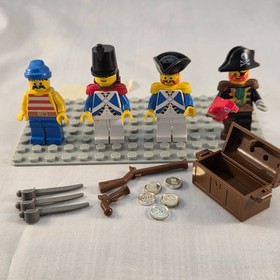 Lego 1989 Pirates Minifigure Lot Minfigs 6251 Captain Pirates Treasure Parrot