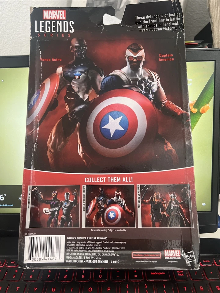 Escudo de Leyendas Marvel Empuñando Capitán América y Vance Astro Secret Wars Hulk Foto 2 de 2