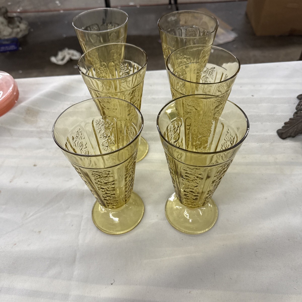 Rare Etched Uranium Glass Vase (GEC) Rare Etched Uranium Glass Vase (GEC)