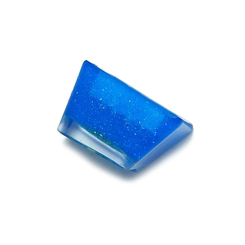 Mechanical Keyboard with Resin Keycaps and Blue Backlighting for Gaming