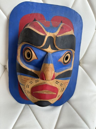 KANADISCHE INDIANER GESCHNITZTE BEMALTE MASKE Wayne Scow - Bild 1 von 2
