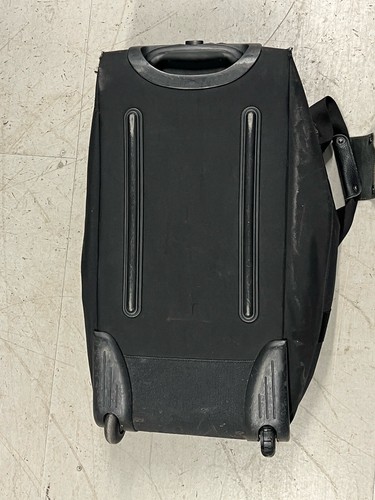 Herschel Supply Co. Wheelie Luggage Outfitter - Black - ZIP BROKEN, NEEDS REPAIR - Picture 3 of 19